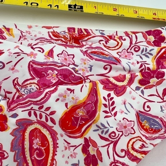 Time and Tru Women's Mid Rise V Bikini Swim Bottoms - Picture 5 of 8